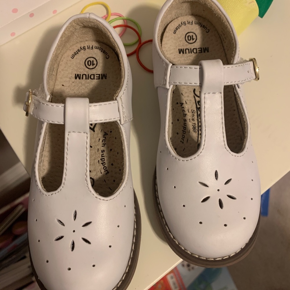 Footmates Sherry - white size 10
